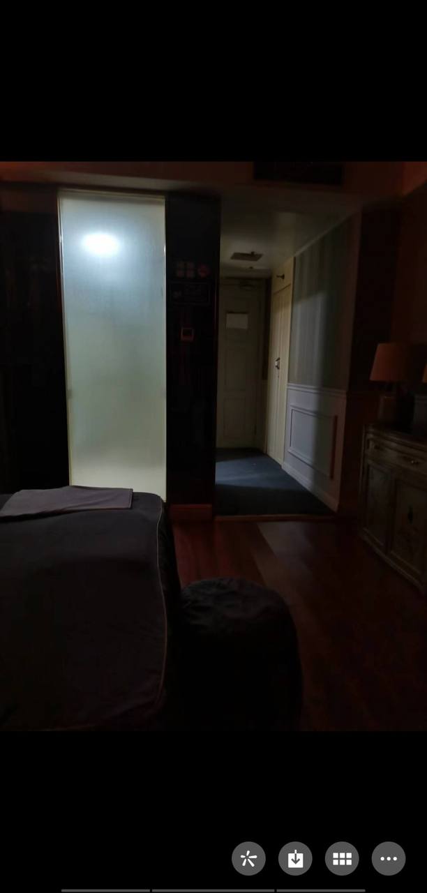 上次说的要探几个新店，分别去的